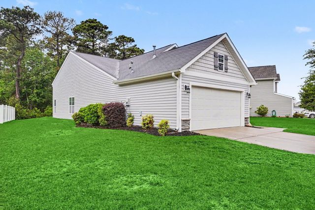 400 Stafford Dr., Myrtle Beach, SC 29579
