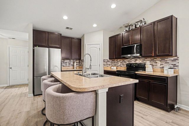 400 Stafford Dr., Myrtle Beach, SC 29579