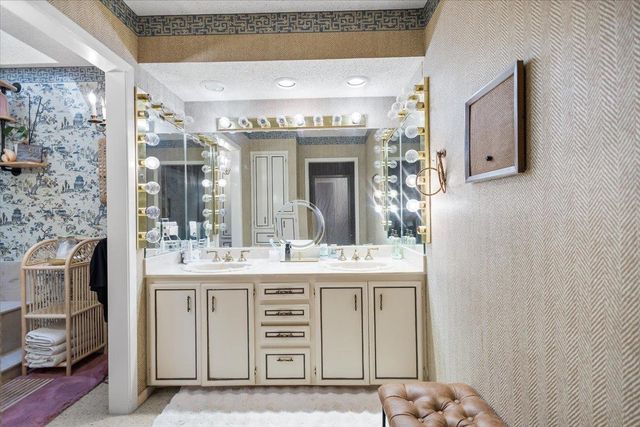 16835 Cardinal Lane, Troup, TX 75789