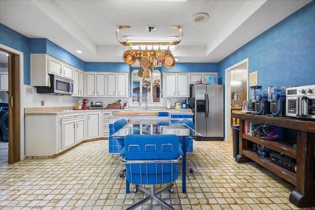 16835 Cardinal Lane, Troup, TX 75789