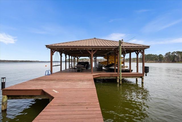 16835 Cardinal Lane, Troup, TX 75789