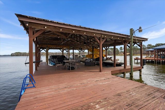 16835 Cardinal Lane, Troup, TX 75789