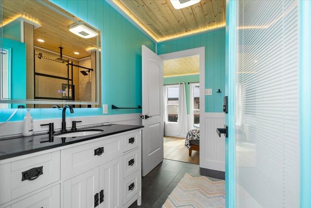 16835 Cardinal Lane, Troup, TX 75789