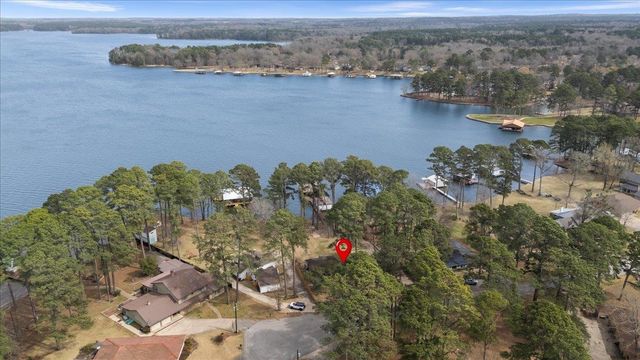 16835 Cardinal Lane, Troup, TX 75789