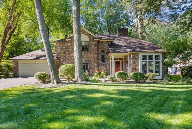 477 Maplewoods Lane, Webster, NY 14580