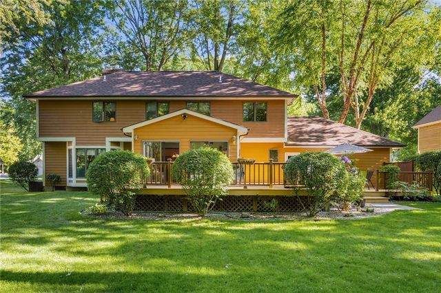 477 Maplewoods Lane, Webster, NY 14580