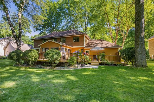477 Maplewoods Lane, Webster, NY 14580