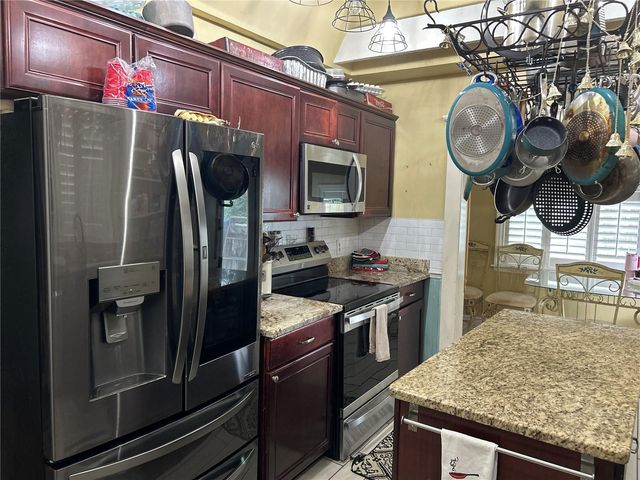 414 LAKE STREET, Inverness, FL 34450