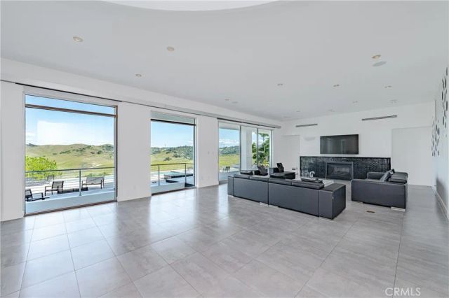 23980 Falcons View, Diamond Bar, CA 91765