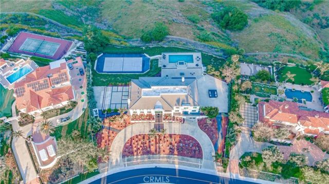 23980 Falcons View, Diamond Bar, CA 91765
