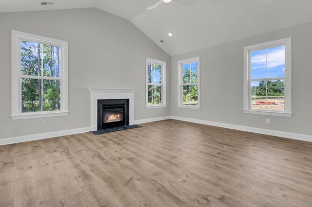 739 Maynard Lane, Summerville, SC 29486