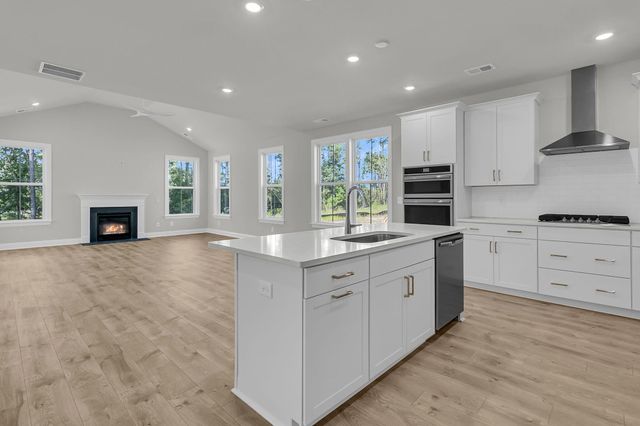 739 Maynard Lane, Summerville, SC 29486