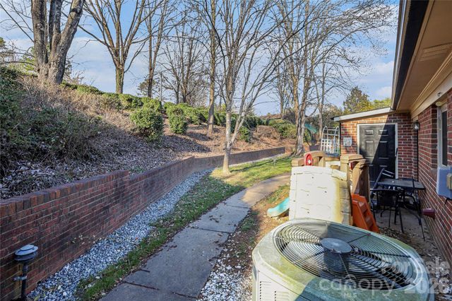 1204 Northgate Drive A, Shelby, NC 28150