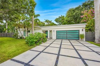 8201 SW 62nd Ave, South Miami, FL 33143