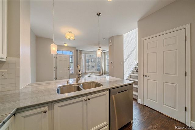 5555 E Briarwood Avenue 901, Centennial, CO 80122