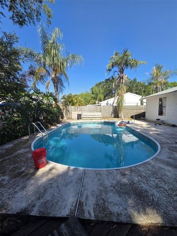 602 BAY LAKE TRAIL, Oldsmar, FL 34677
