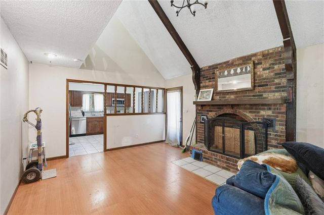 14806 E 200th Street, Peculiar, MO 64078