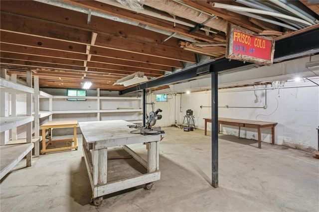 14806 E 200th Street, Peculiar, MO 64078
