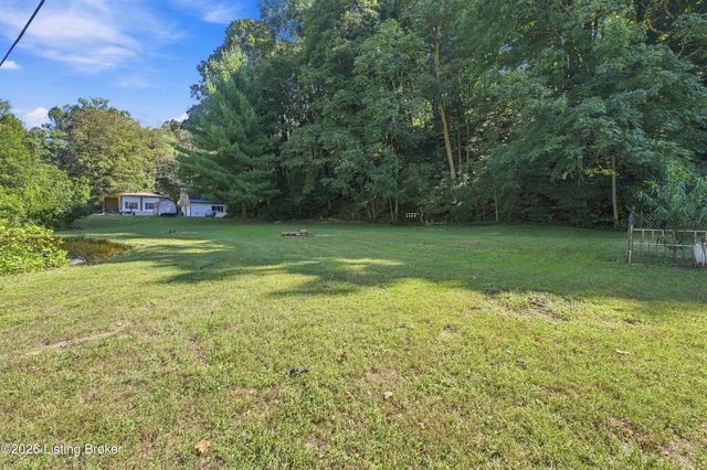 2598 Weavers Run Rd, West Point, KY 40177
