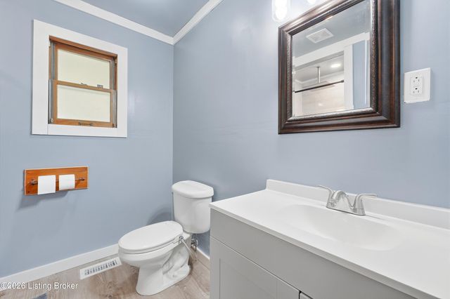 2598 Weavers Run Rd, West Point, KY 40177