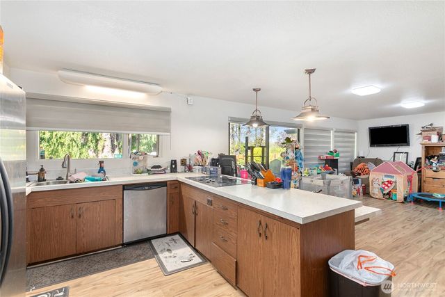 429 12th Street, Blaine, WA 98230