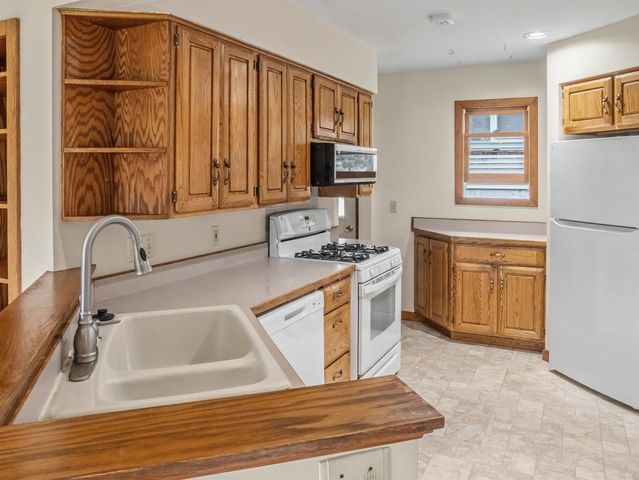 126 Foster Street, Burlington, VT 05401
