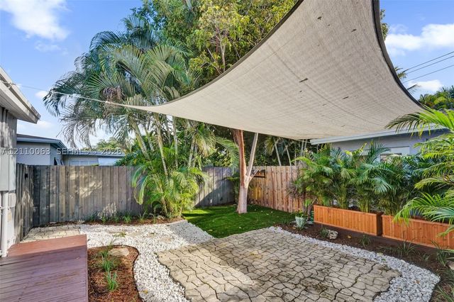 1224 NE 13th Ave 1, Fort Lauderdale, FL 33304