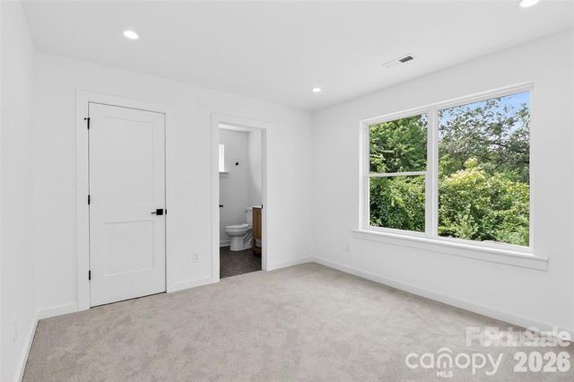 2716 Baltimore Avenue, Charlotte, NC 28203