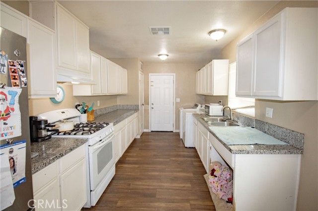 3013 Cornell, Bakersfield, CA 93305