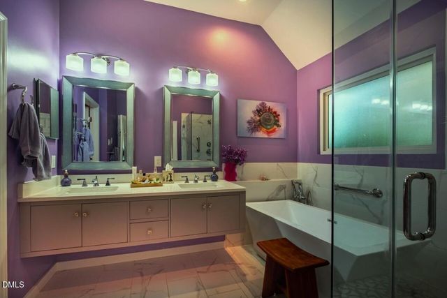 110 Covington Drive, Chapel Hill, NC 27514