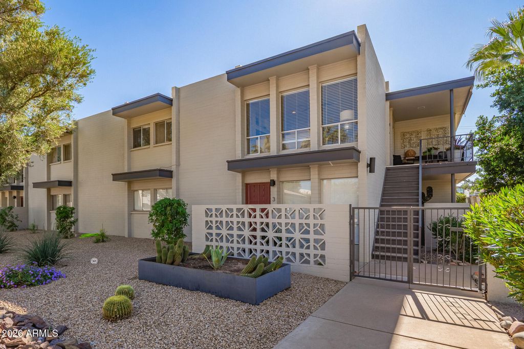 7315 E NORTHLAND Drive 4, Scottsdale, AZ 85251 — photo 2