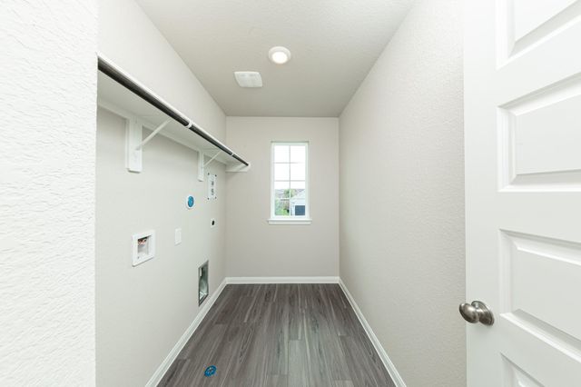 2529 Hawks Eye Drive, Conroe, TX 77301