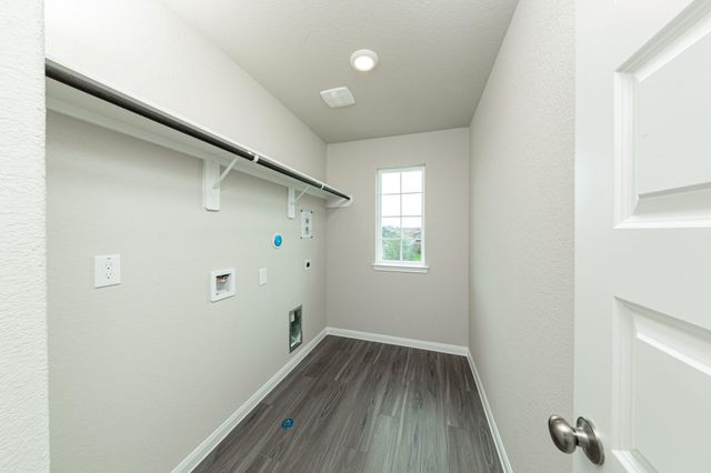 2529 Hawks Eye Drive, Conroe, TX 77301