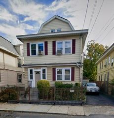 445 E 32nd St, Paterson City, NJ 07504