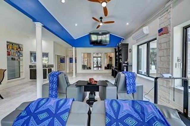 9526 Deer Path Lane, Magnolia, TX 77354