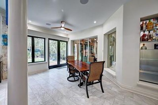 9526 Deer Path Lane, Magnolia, TX 77354