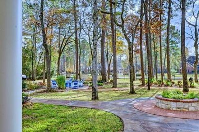 9526 Deer Path Lane, Magnolia, TX 77354