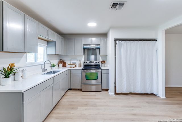 12209 Lucky Oaks, Live Oak, TX 78233