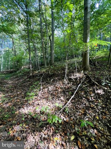 1 LAUREL RIDGE LN, Wilmimgton, DE 19807