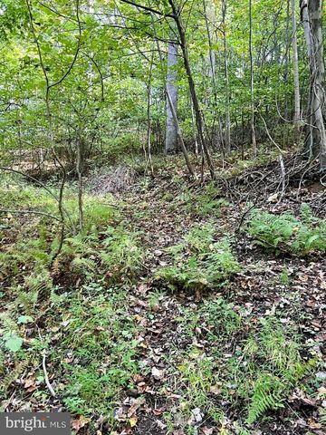 1 LAUREL RIDGE LN, Wilmimgton, DE 19807