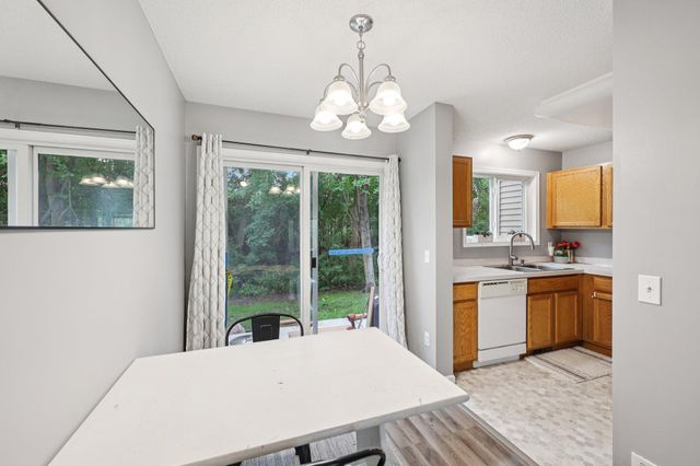 16357 Timber Crest Drive SE, Prior Lake, MN 55372