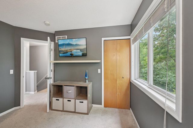 16357 Timber Crest Drive SE, Prior Lake, MN 55372