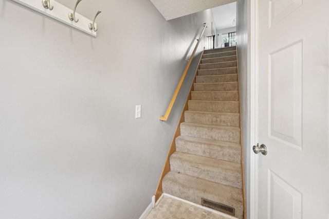 16357 Timber Crest Drive SE, Prior Lake, MN 55372