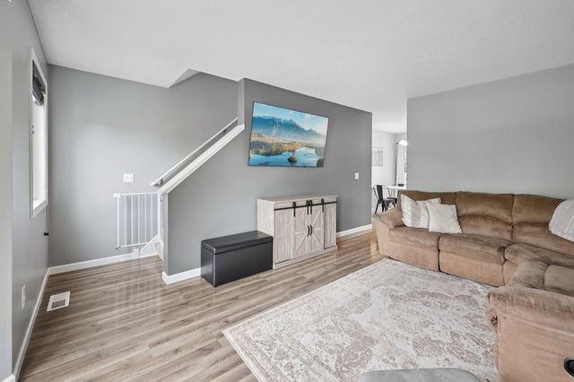 16357 Timber Crest Drive SE, Prior Lake, MN 55372