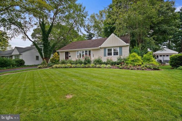 523 WAYNE AVE, Pitman, NJ 08071