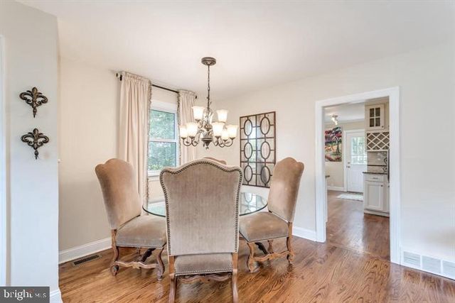 523 WAYNE AVE, Pitman, NJ 08071