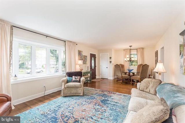 523 WAYNE AVE, Pitman, NJ 08071