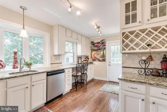 523 WAYNE AVE, Pitman, NJ 08071