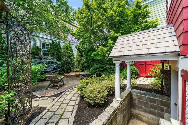 246 Burrill Street, Swampscott, MA 01907