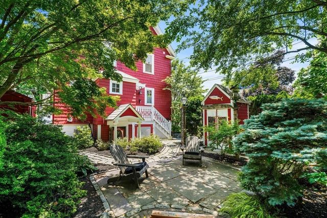 246 Burrill Street, Swampscott, MA 01907